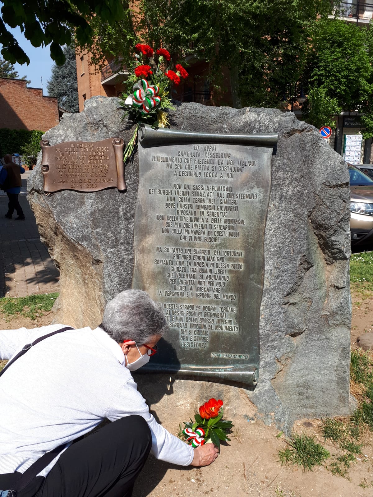 Posa dei tulipani - Alpignano 25 aprile 2021